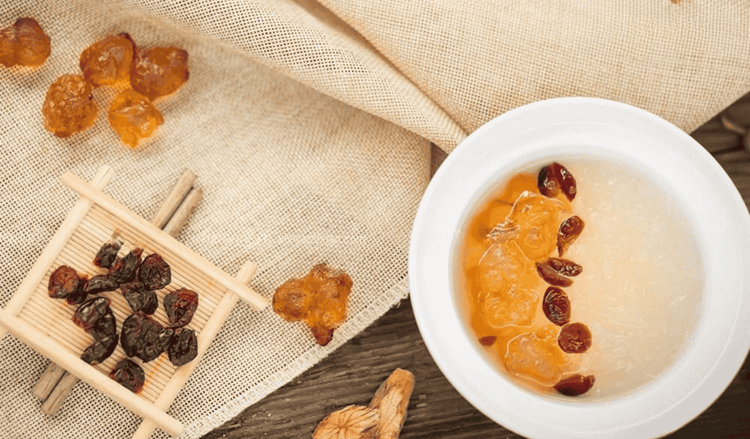 Yến chưng nho khô có tác dụng gì, Cách chế biến thơm ngon
