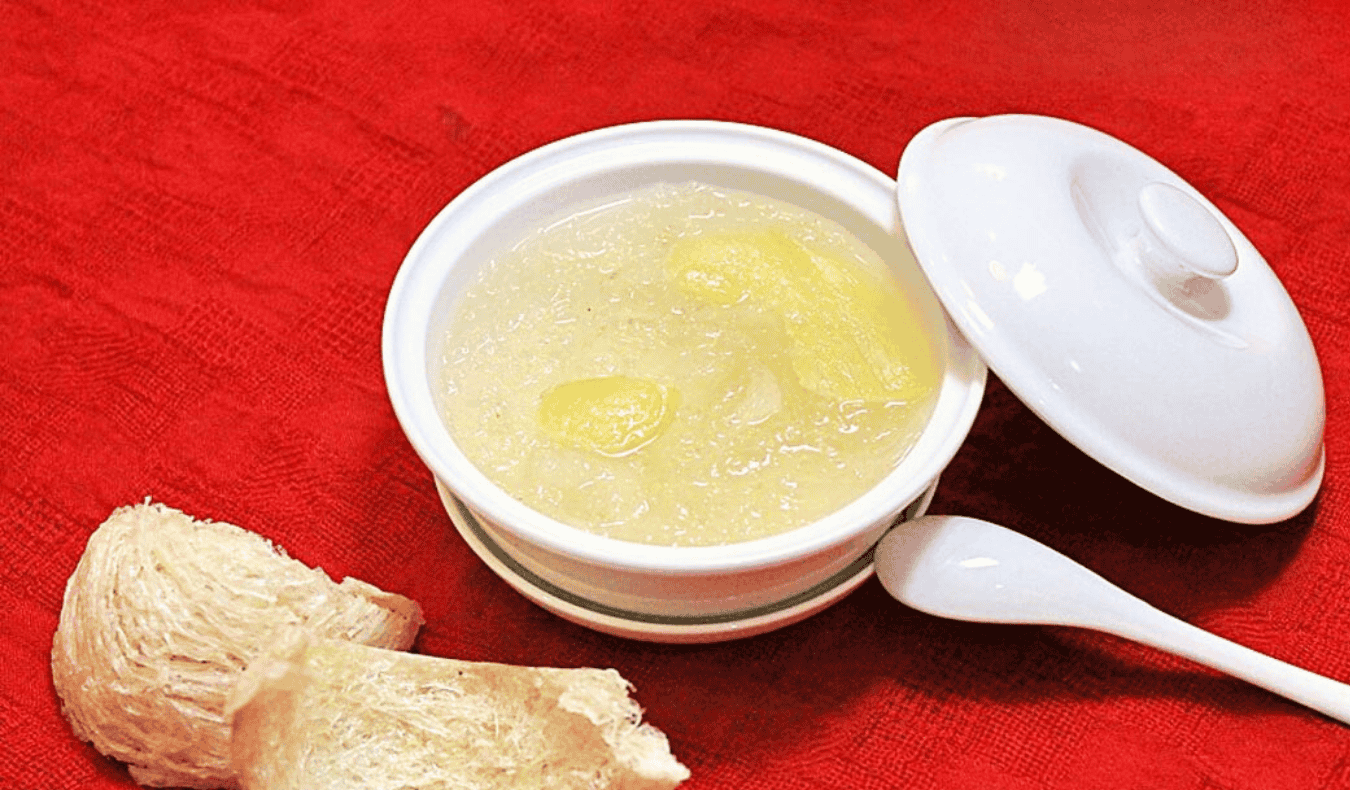 Yến chưng gừng có tốt không: 8 Tác dụng nổi bật & Cách làm