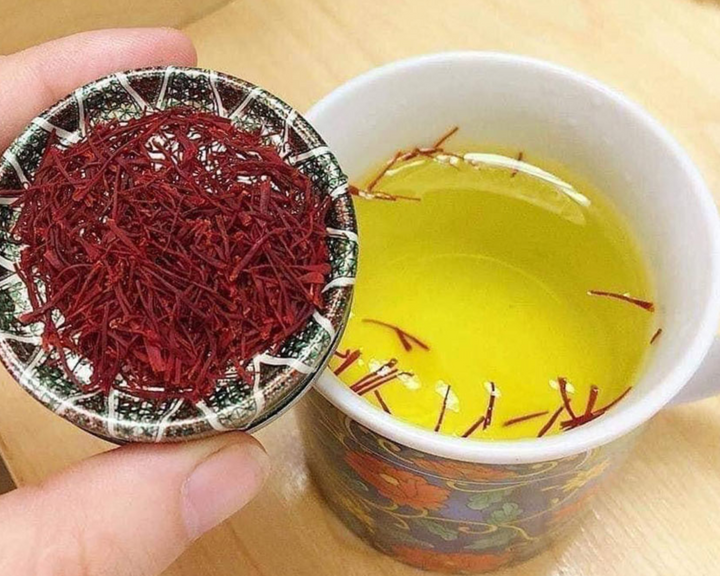 Nhuỵ Hoa Nghệ Tây Mr. Brown Safran Saffron, túi 1g | Ngủ ngon và sâu giấc, chống lão hóa và ung thư